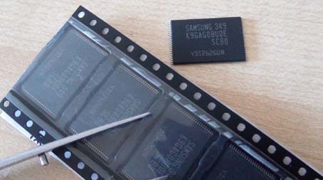 BN41-01660B K9GAG08U0E