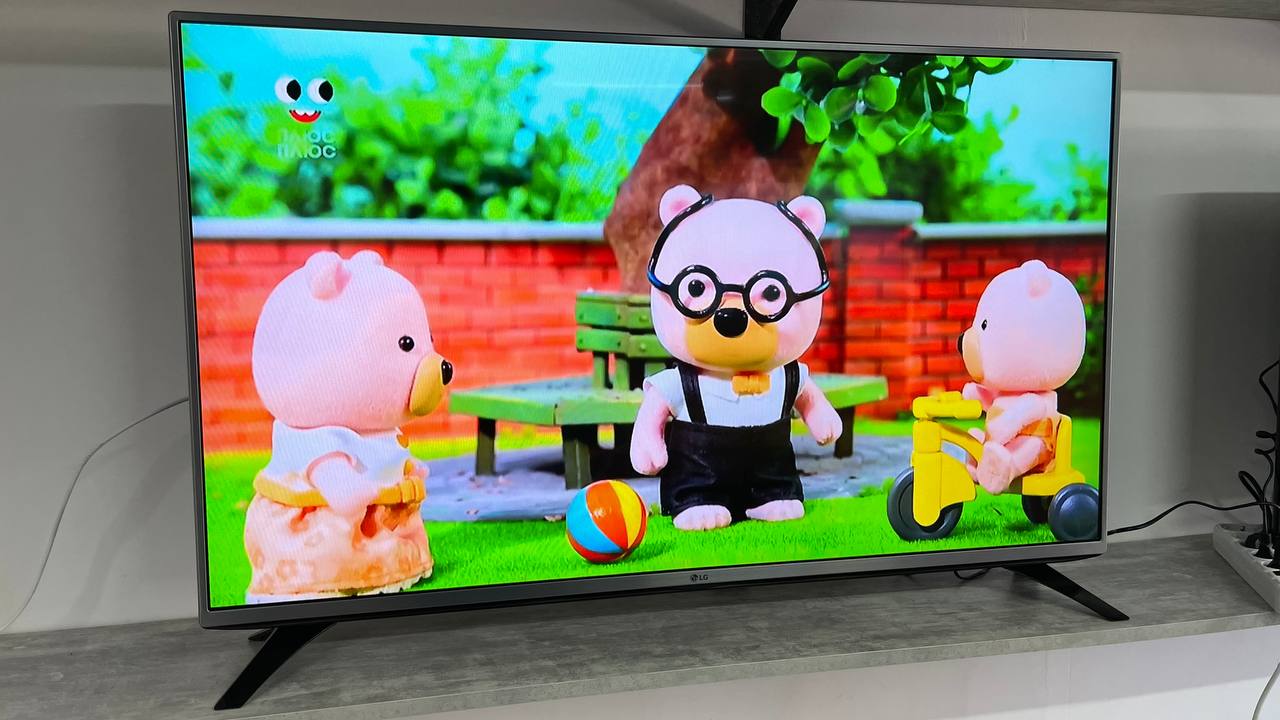 б/у телевизор LG 49 дюймов